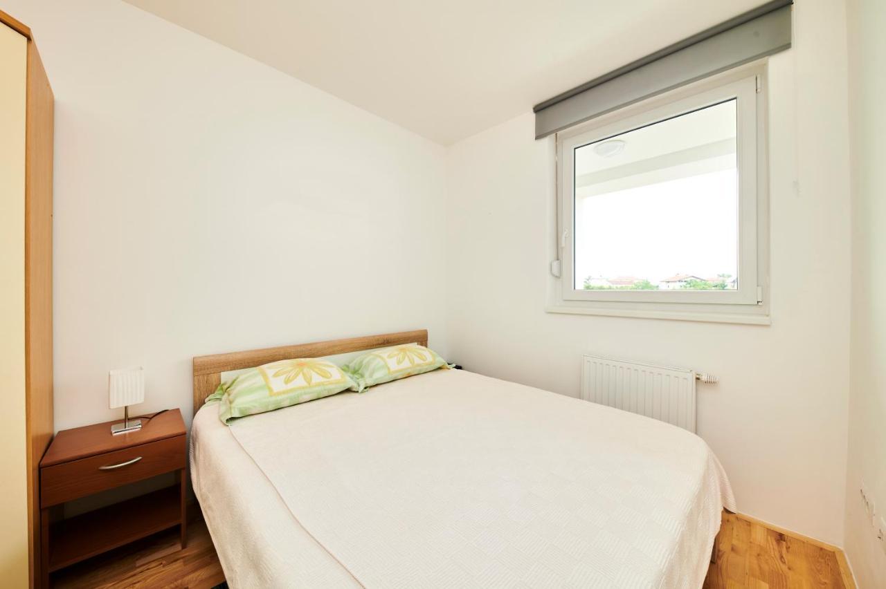 De Cero Apartment Umag Luaran gambar